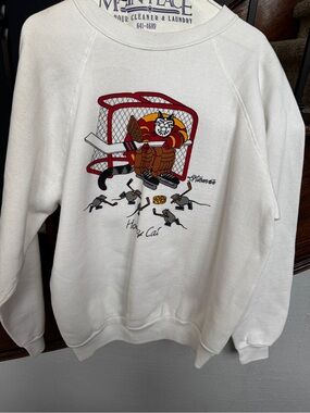 XL White Hockey Cat B. Kliban Hawaii Crazy Shirts Sweatshirt - Vintage Collector